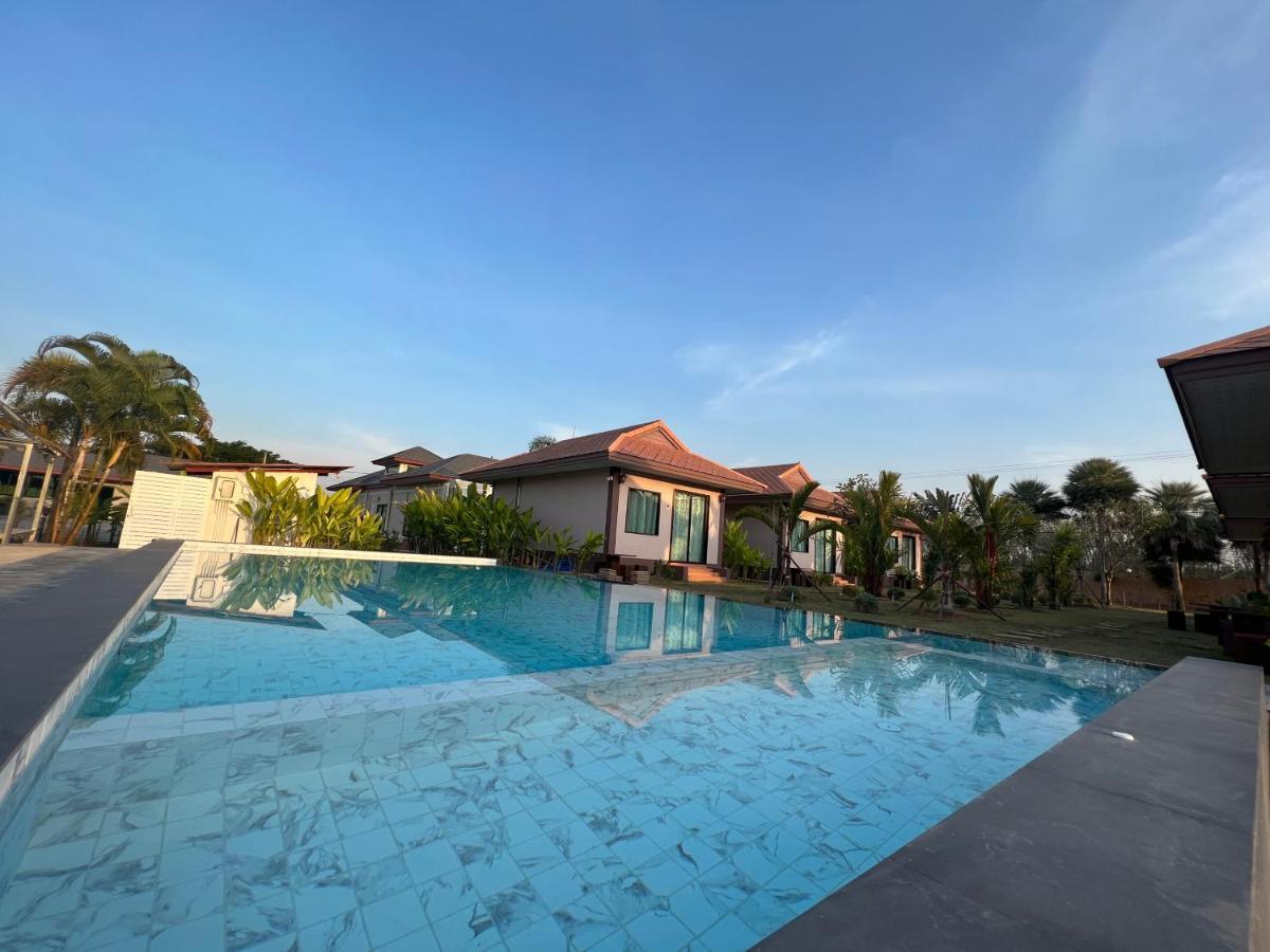 Tinna Resort Ban Nong Mai Ngam Kültér fotó