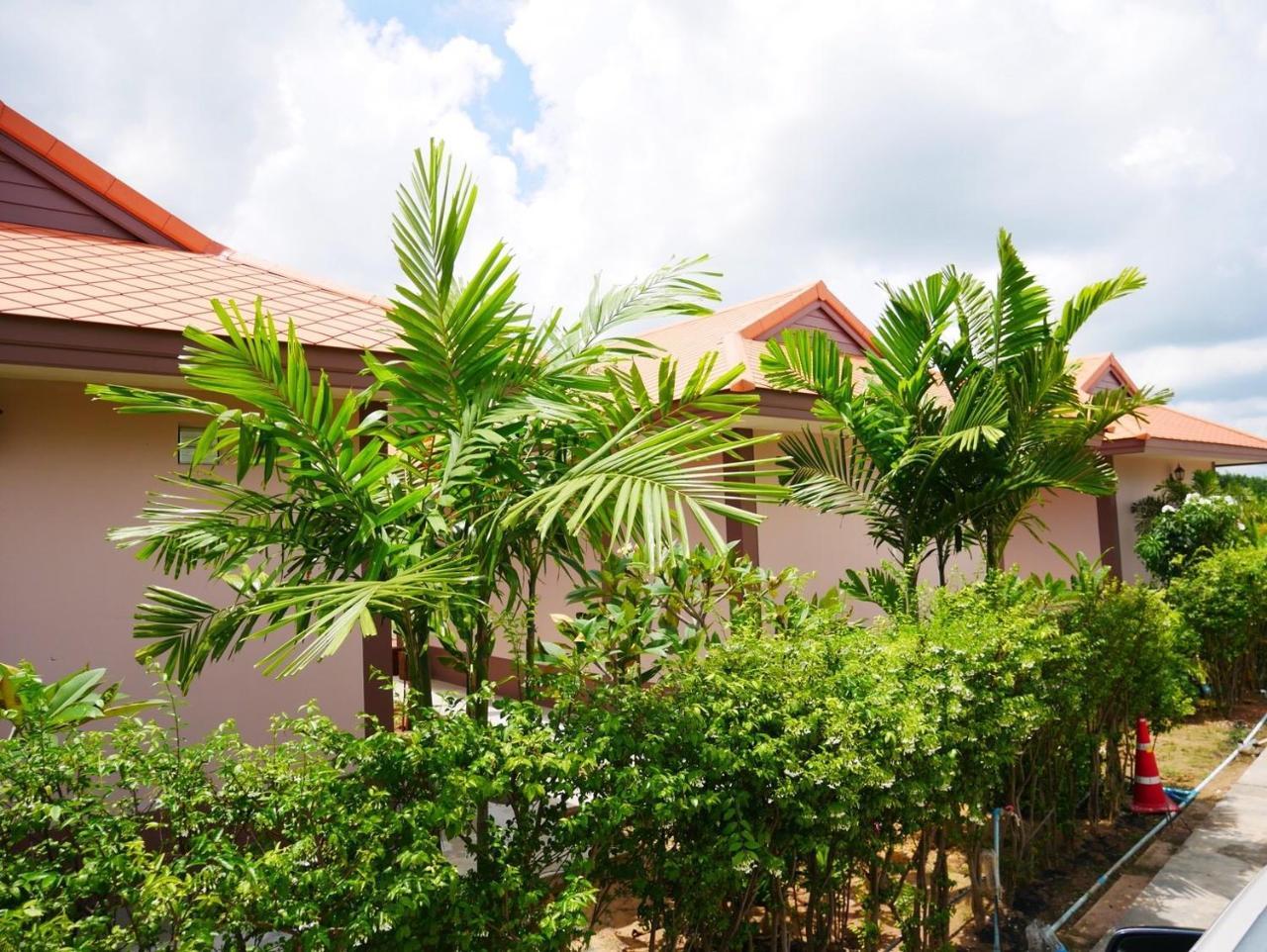 Tinna Resort Ban Nong Mai Ngam Kültér fotó
